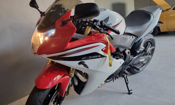 HONDA CBR 600F HONDA CBR 600F
